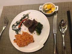 -海口绿发希尔顿酒店-田园汇自助餐·三文鱼·海鲜