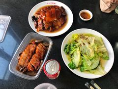 烧鹅、叉烧、鹅肝、生菜-黄连大头华烧鹅店(大良店)
