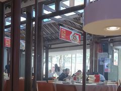 -阿瓦山寨·湘菜现炒·剁椒鱼头王(咸阳总店)