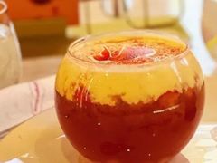 鸿运锦鲤莓果奶盖茶饮-哈根达斯(SM店)