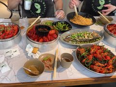 -巴厘龙虾·榜首油焖大虾(音乐学院·沿江酒馆店)