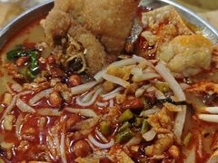 香辣脆皮猪手-西环肥仔螺蛳粉(总店)