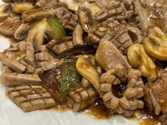 -老季市·三代非遗传承·地标美食老汁鸡(工农路店)