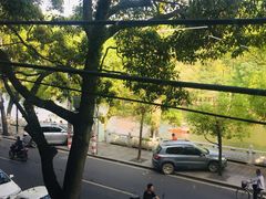 -潮镇老尾牛杂(环城西路店)