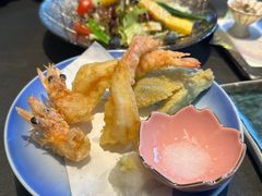 -铭牛烧肉·和牛海鲜自助(高新月牙湖店)
