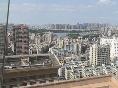 -宝利来国际大酒店-凤凰阁旋转餐厅