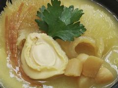 浓汁烧鲍鱼翅-日日鲜茶餐厅(小公园店)