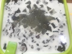-爽爽王牌甜品(河背村店)