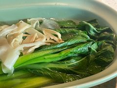鸡汤淋油菜心-半山腰·云南菜(侨福芳草地店)