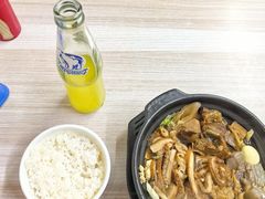 -赵家牛肉砂锅(台西三路店)