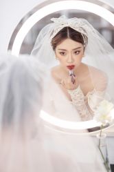 -艾米丽婚纱礼服