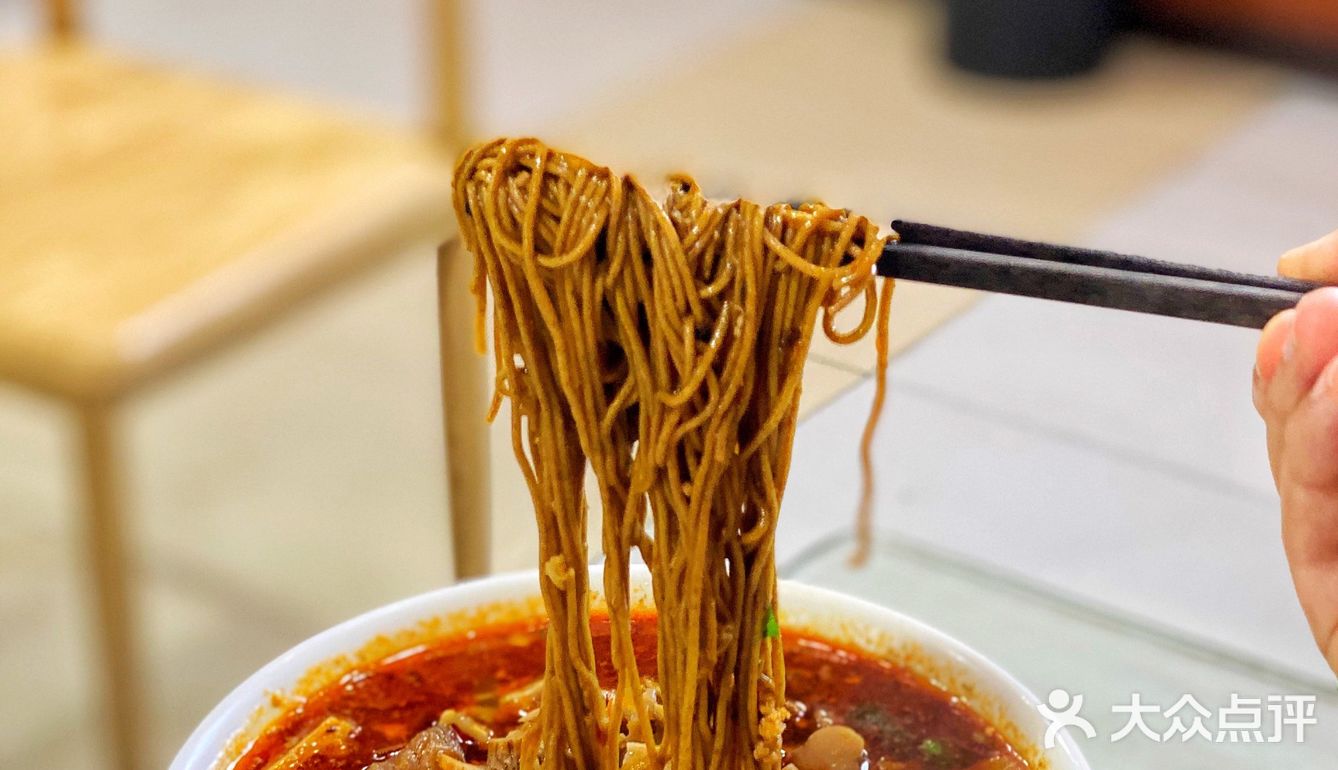 曾叫兽探店｜成都面食一颗被遗落的明珠
