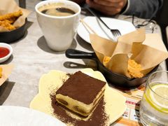 -必胜客(上海新南方商城PH店)