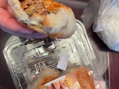 榨菜鲜肉月饼-王家沙点心店(南京西路总店)