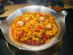 -湊湊火锅·茶憩(上海合生汇店)