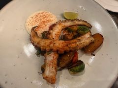 碳烤章鱼腿-LESCEDARS Brasserie Bistro香柏树