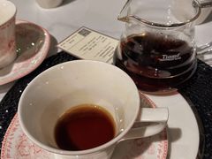 -LEO CAFE