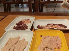 -养牛邓·潮汕牛肉海鲜自助火锅(广州店)