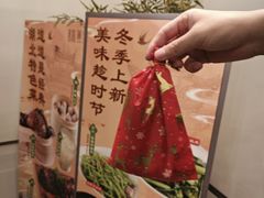 -莲餐厅·湖北菜·潜江小龙虾店(愚园路店)