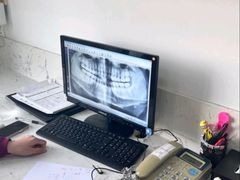 -赫尔森口腔·牙齿种植修复