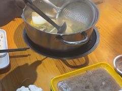 -养牛邓·潮汕牛肉海鲜自助火锅(广州店)