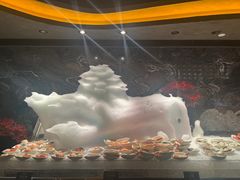-雍容荟帝王蟹活龙虾展台自助(IFS黑金店)
