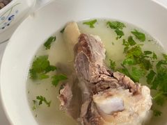 -周震馄饨