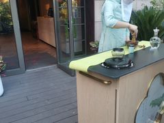-荷风细雨·中国茶宴(世纪大道店)