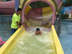 -欢乐水魔方水世界