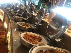 -荣誉国际酒店-云顶旋转餐厅