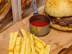 -必胜客(WOW中心城店)