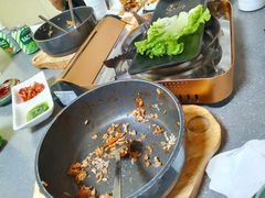 -豚妈妈汤饭·部队锅(南京东路店)