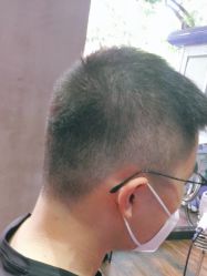 点击看大图 -首脑美发沙龙