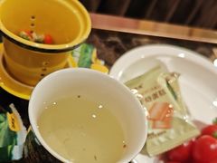 -汤泉良子.足疗按摩.SPA(中关村店)