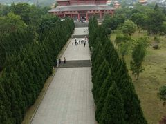 -三塔倒影公园