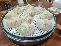 -正宗开封黄家灌汤小笼包子