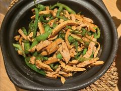 -川堂风·跷脚牛肉·乐山爆炒(宝山日月光店)