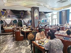 -哈啾嗨·新概念蒙餐(红星新城店)