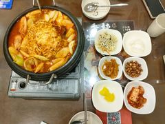 -贵宾庄炸酱面·韩式料理(高区店)