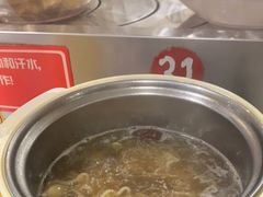 -百品聚旋转火锅(万德庄店)