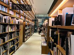 -茑屋书店(天目里店)