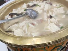 -鑫渔港海鲜本地菜·山海关浑锅(东戴河店)