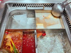 -海底捞火锅鲜切牛肉主题店(长寿路店)