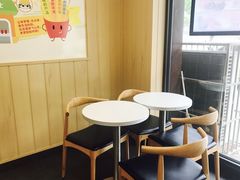 用餐区-华莱士·炸鸡汉堡(奥林花园店)