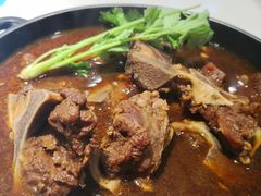 -运气牛自助酱大骨火锅(南京东路店)