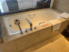 -西双版纳融创皇冠假日度假酒店