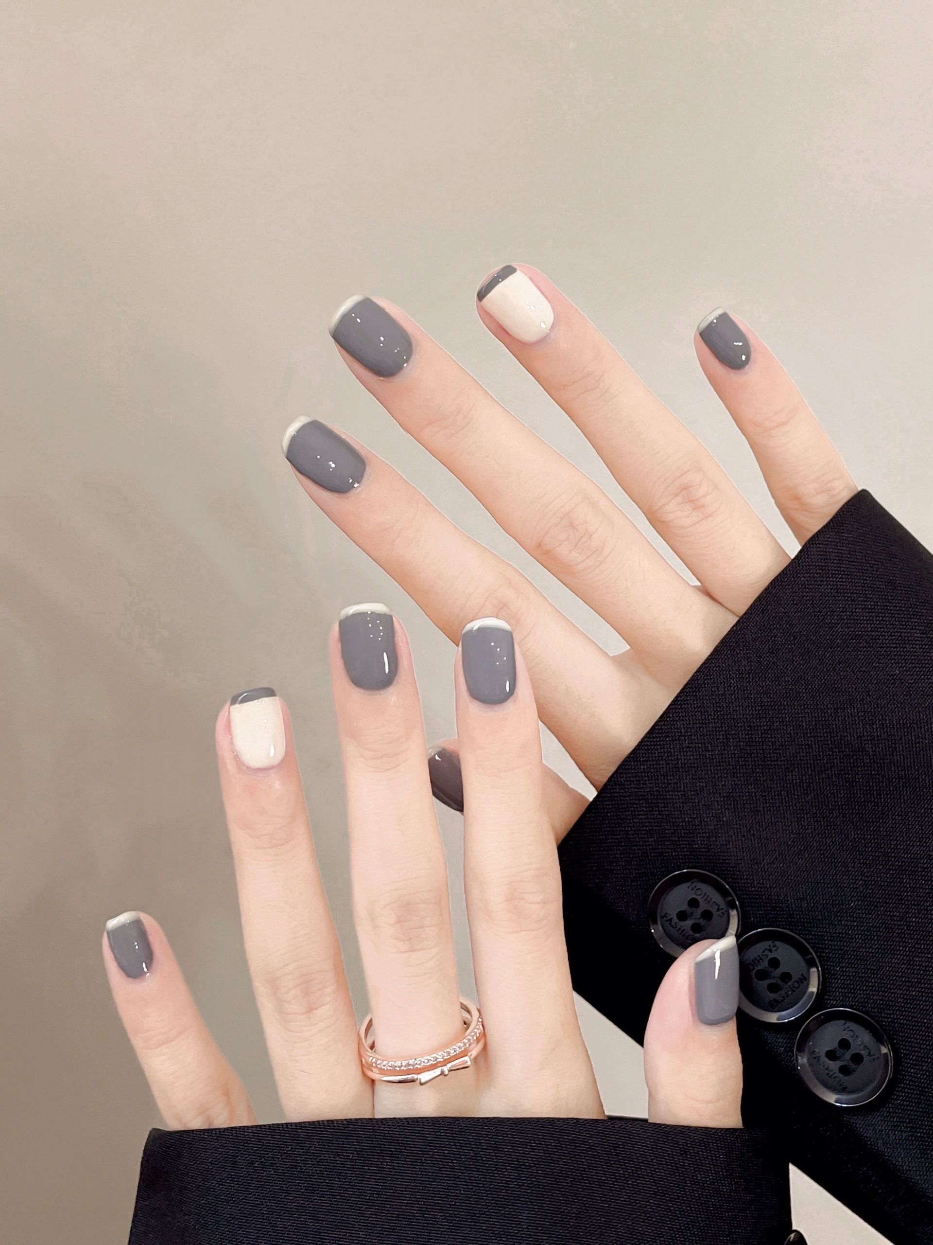 秋季新品显白雾霾蓝法式温柔气质美甲