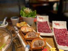 牛杂鸳鸯锅-左庭右院鲜牛肉火锅(新梅广场店)