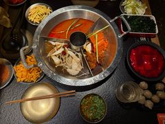 -晓宇重庆火锅(西安荟聚店)
