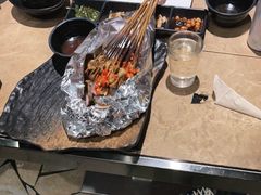 -何师烧烤Pro ·江湖川菜·小龙虾·精酿(太古里旗舰店)